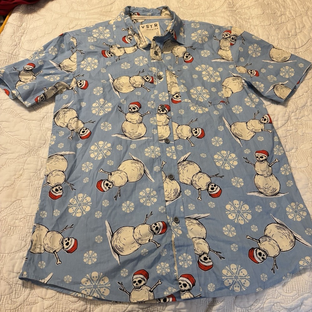Christmas Themed Short Sleeve Shirt With Skeleton As A Snowman‎ Men's Medium